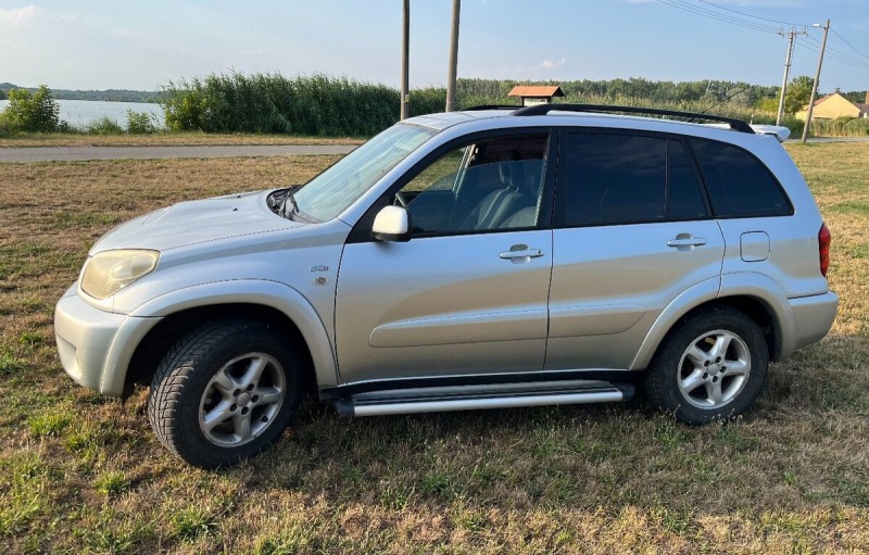 Toyota RAV4 2,0 D4D (2005) NOVÁ STK
