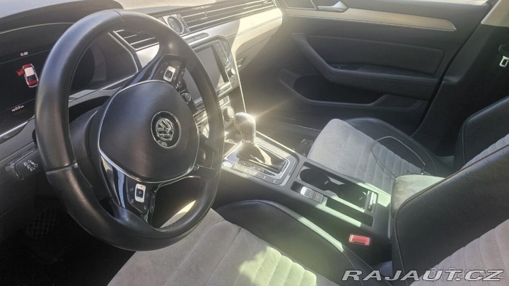 Volkswagen Passat 140 KW R-line packet 2017