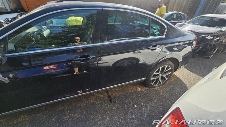 Volkswagen Passat 140 KW R-line packet 2017