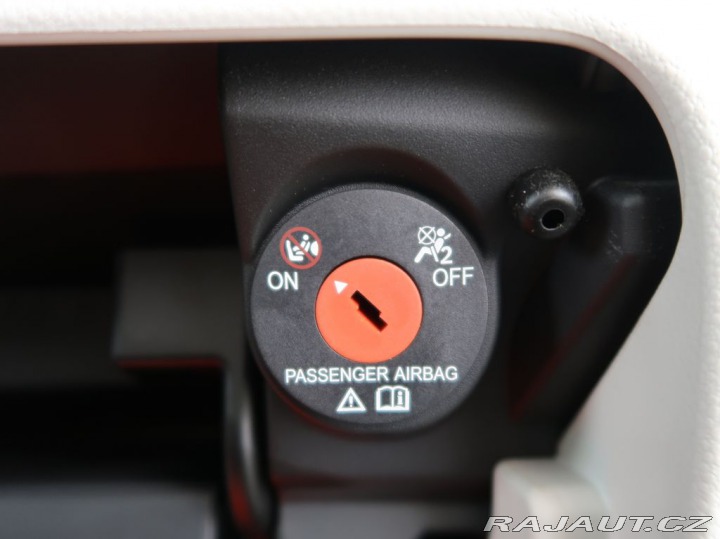 Suzuki Ignis 1.2,66KW,4x4,Kamera,Navi, 2018