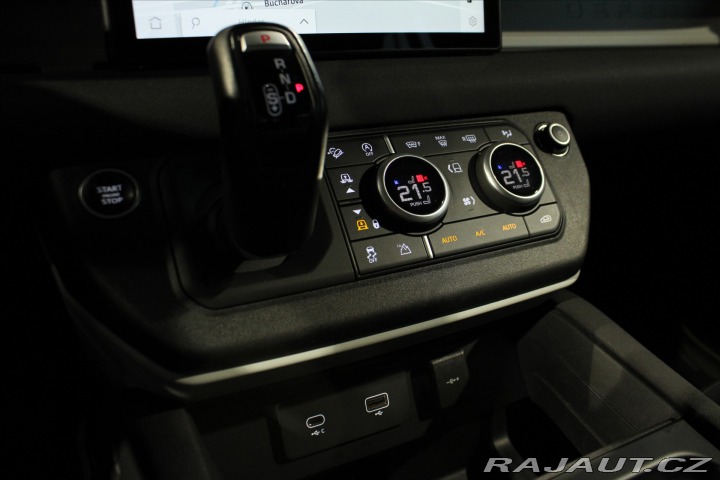 Land Rover Defender 110 D300 SE ACC/NezTop/36 2022