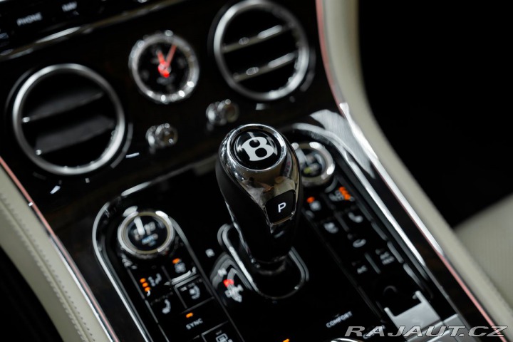 Bentley Ostatní modely Continental GT Touring, City, Nočné vide 2020