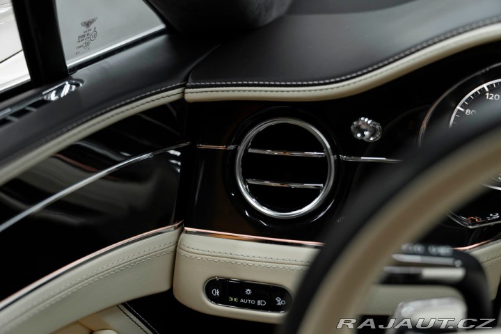 Bentley Ostatní modely Continental GT Touring, City, Nočné vide 2020