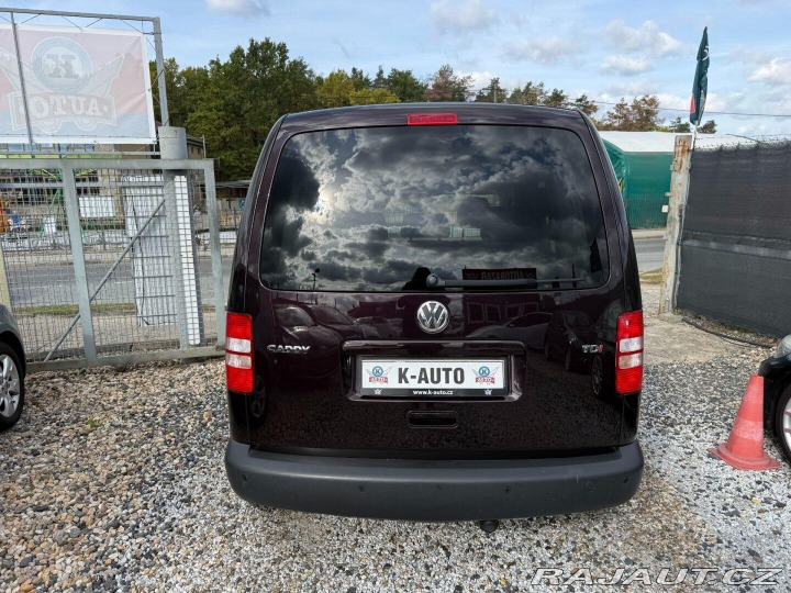 Volkswagen Caddy 1.6TDi 75kW *DSG*Tažné*Se 2013