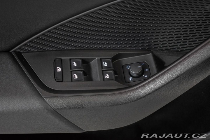 Škoda Octavia 1.5 TSI STYLE*ACC*DPH*ČR 2023