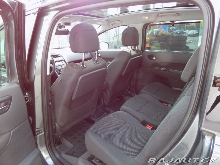 Peugeot 5008 1.6Ti/LED/PANO/Head-up/Kl 2014