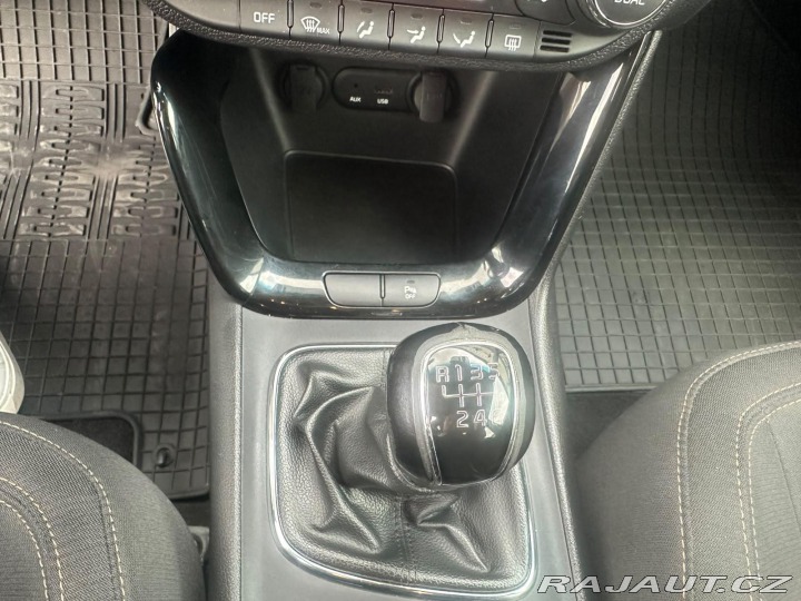 Kia Ceed 1.4LPG, 73KW, PLNÁ VÝBAVA 2015
