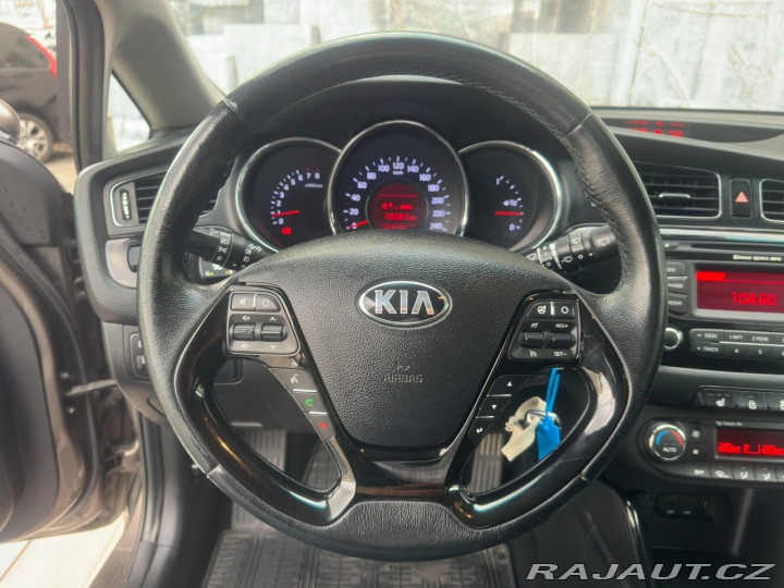 Kia Ceed 1.4LPG, 73KW, PLNÁ VÝBAVA 2015