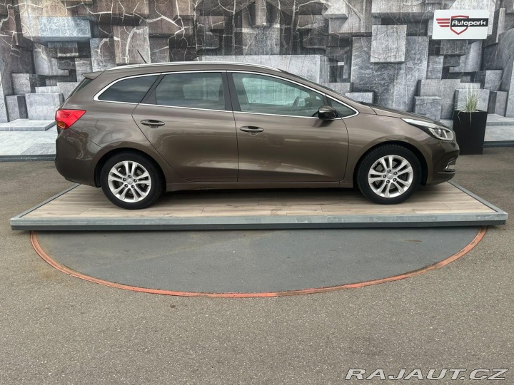 Kia Ceed 1.4LPG, 73KW, PLNÁ VÝBAVA 2015