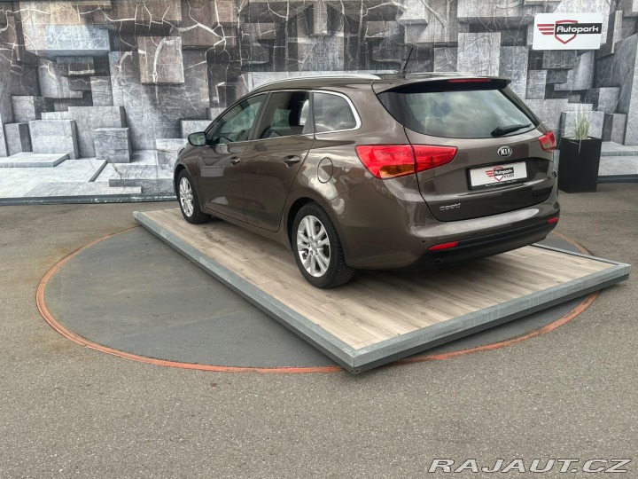 Kia Ceed 1.4LPG, 73KW, EXCELLECE 2015