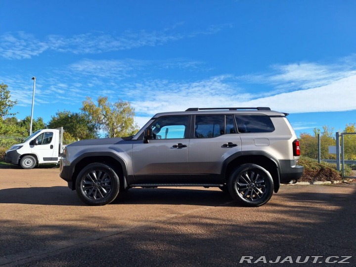 Toyota Land Cruiser MY 2027 EXECUTIVE Skyview 1800