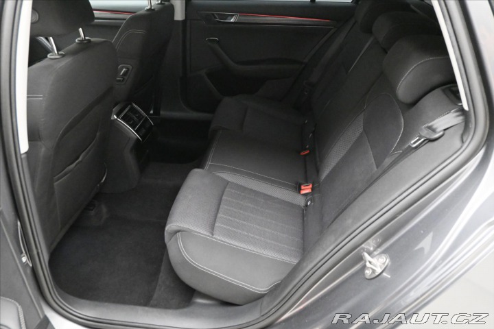 Škoda Superb 2,0 TDI 110 kW DSG Style 2022