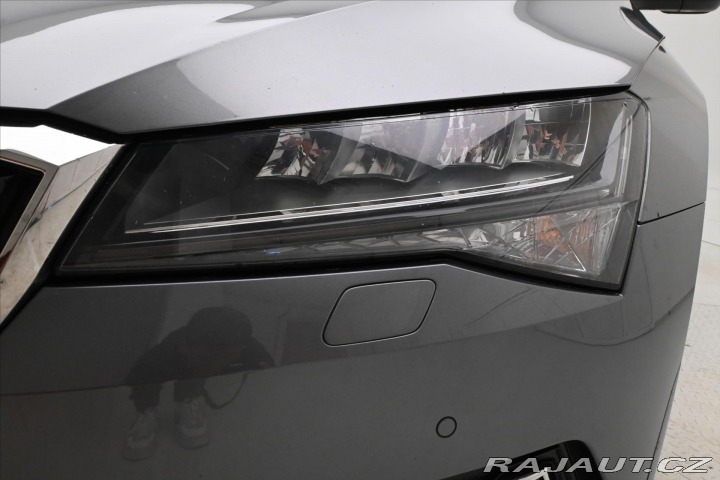 Škoda Superb 2,0 TDI 110 kW DSG Style 2022