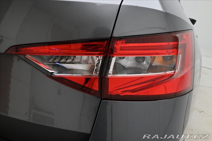Škoda Superb 2,0 TDI 110 kW DSG Style 2022
