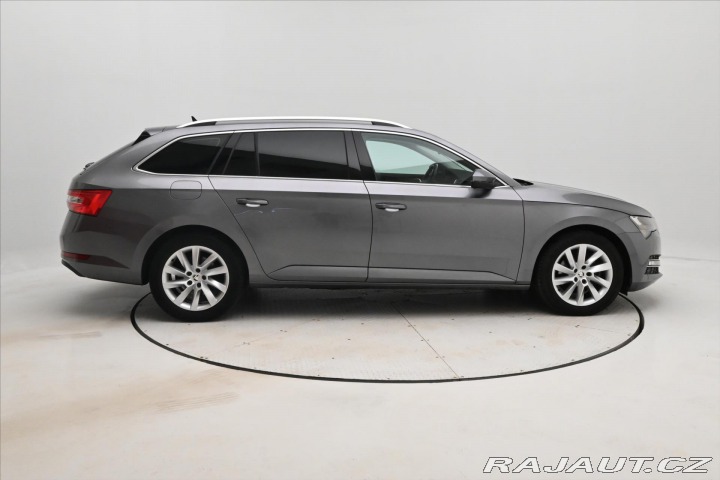 Škoda Superb 2,0 TDI 110 kW DSG Style 2022