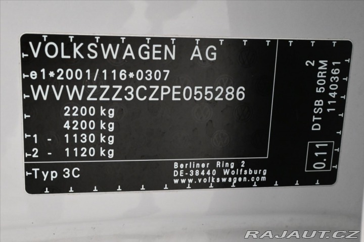 Volkswagen Passat 2,0 TDI 110 kW DSG Busine 2023