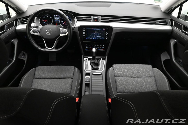Volkswagen Passat 2,0 TDI 110 kW DSG Busine 2023
