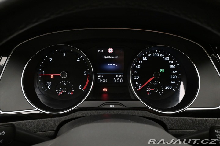 Volkswagen Passat 2,0 TDI 110 kW DSG Busine 2023