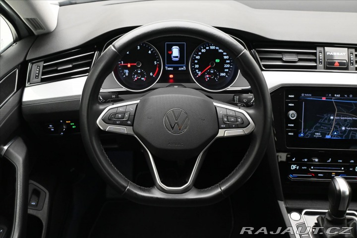 Volkswagen Passat 2,0 TDI 110 kW DSG Busine 2023