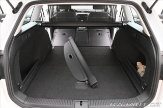 Volkswagen Passat 2,0 TDI 110 kW DSG Busine 2023