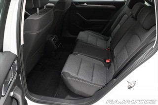 Volkswagen Passat 2,0 TDI 110 kW DSG Busine 2023
