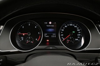 Volkswagen Passat 2,0 TDI 110 kW DSG Busine 2023