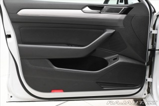 Volkswagen Passat 2,0 TDI 110 kW DSG Busine 2023