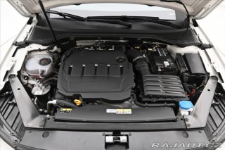 Volkswagen Passat 2,0 TDI 110 kW DSG Busine 2023
