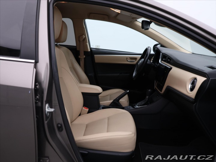 Toyota Corolla 1,6 VVT-i Aut. CZ Executi 2018