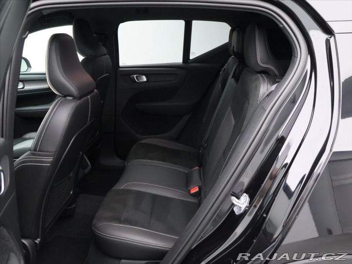 Volvo XC40 2,0 T4 Drive-E 140kW CZ R 2020
