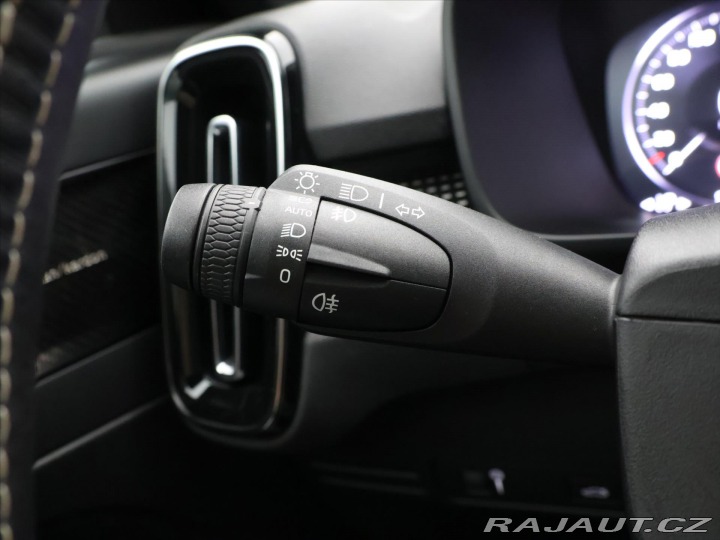 Volvo XC40 2,0 T4 Drive-E 140kW CZ R 2020