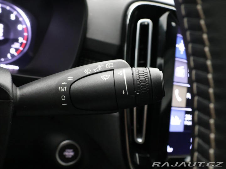 Volvo XC40 2,0 T4 Drive-E 140kW CZ R 2020