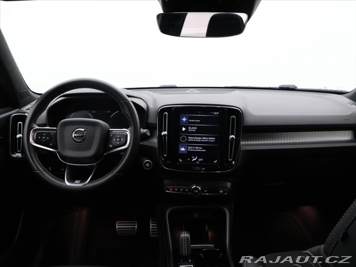 Volvo XC40 2,0 T4 Drive-E 140kW CZ R 2020