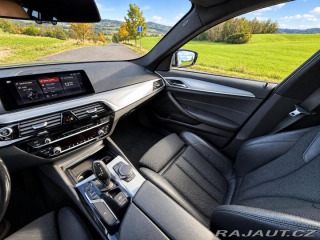 BMW 5 3,0 3.0 530d Park. Kamera 2019