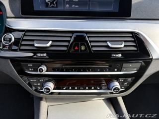 BMW 5 3,0 3.0 530d Park. Kamera 2019