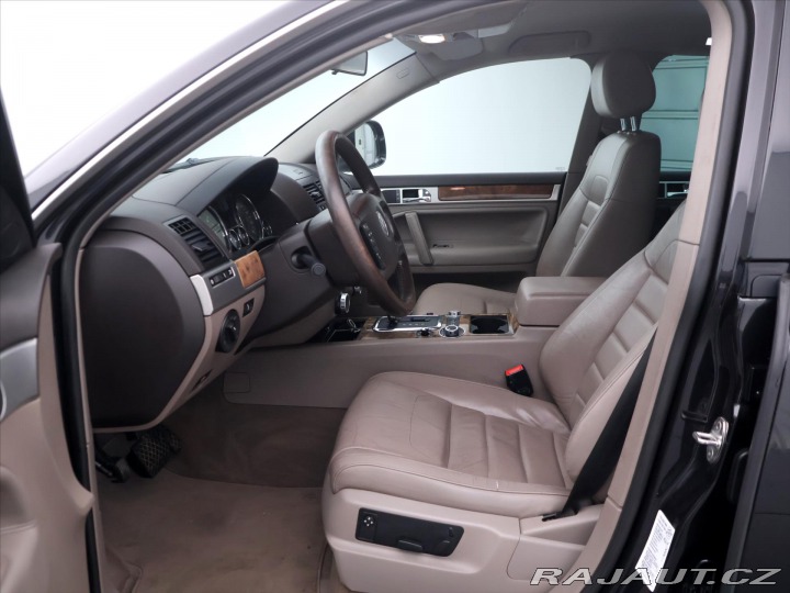 Volkswagen Touareg 3,0 TDI V6 176kW Tiptroni 2008
