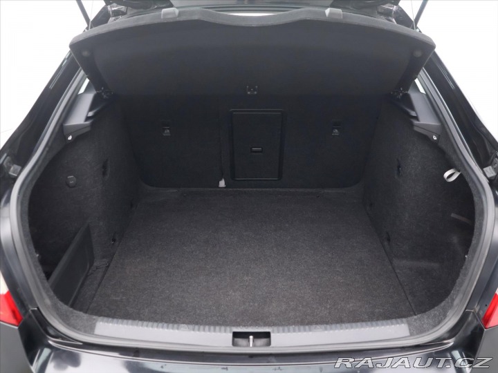 Škoda Octavia 1,6 TDI 85kW park. senzor 2017