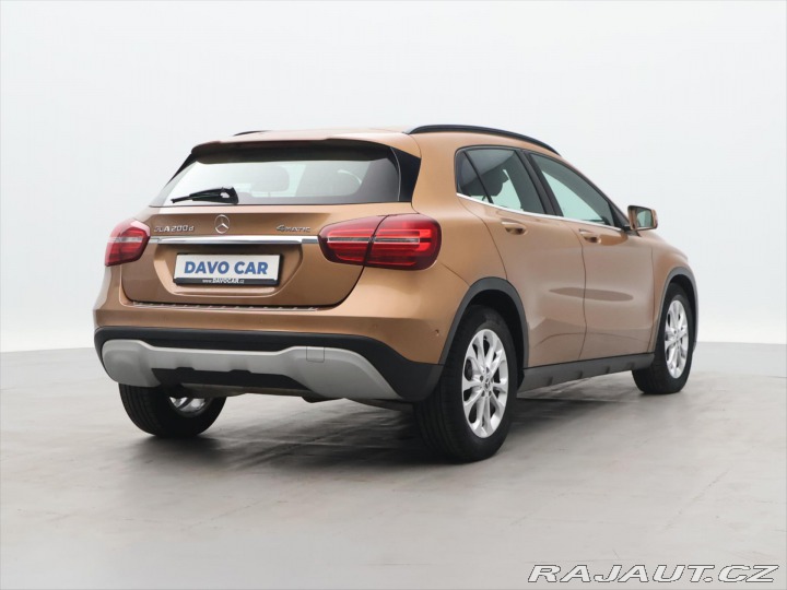 Mercedes-Benz GLA 2,1 200d 100kW 4Matic CZ 2017