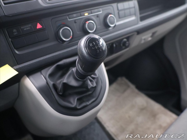 Volkswagen Transporter 2,0 TDI 75kW 6-Míst CZ DP 2017