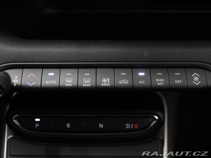 Jeep Avenger 0,0 115kW 54kWh 21 750km! 2023