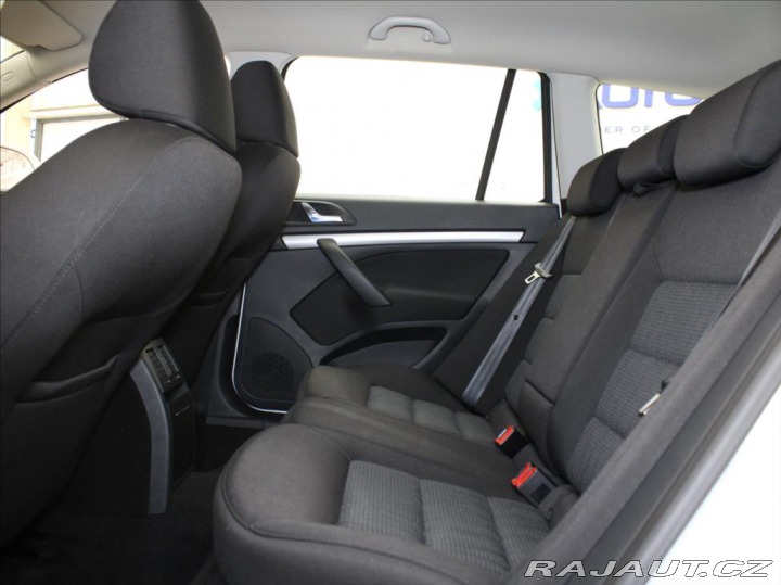 Škoda Octavia 1,6 TDi DSG Elegance 159t 2012