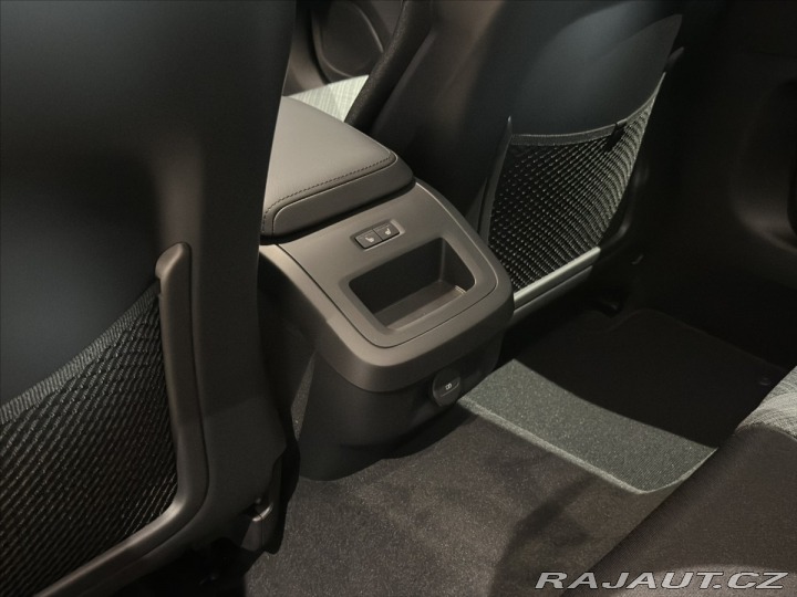 Volvo V60 2,0 B4 Core 2026