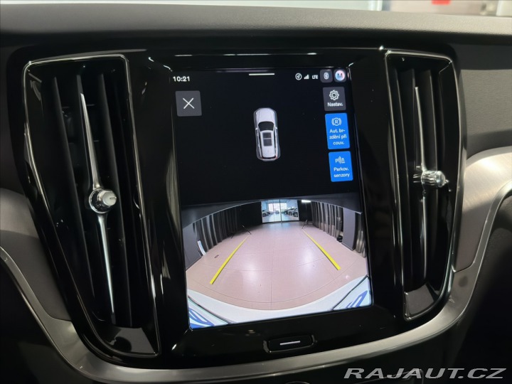 Volvo V60 2,0 B4 Core 2026