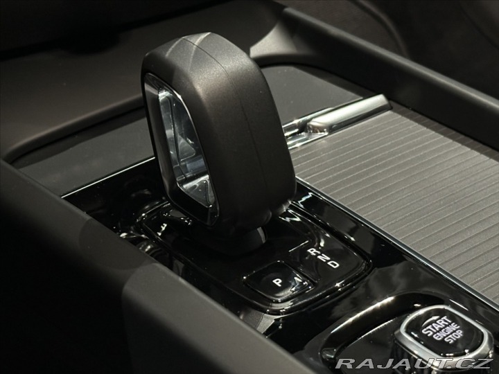 Volvo V60 2,0 B4 Core 2026