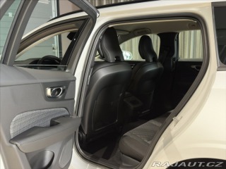 Volvo V60 2,0 B4 Core 2026