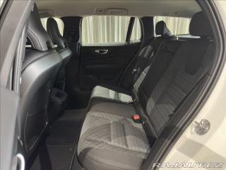 Volvo V60 2,0 B4 Core 2026