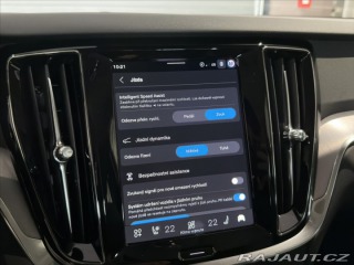 Volvo V60 2,0 B4 Core 2026