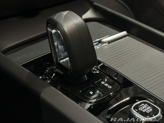 Volvo V60 2,0 B4 Core 2026