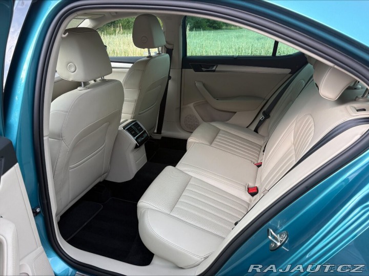 Škoda Superb 2,0 TDI|Matrix LED|DCC| 2020