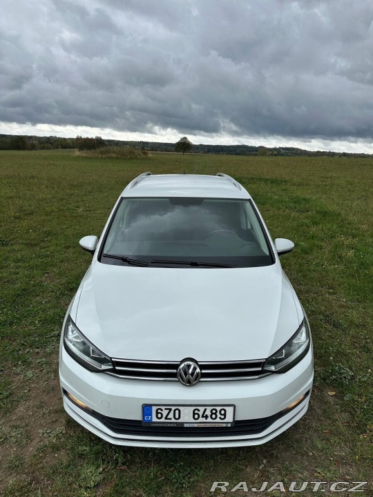 Volkswagen Touran 1,4   Highline TSI 7-míst 2017